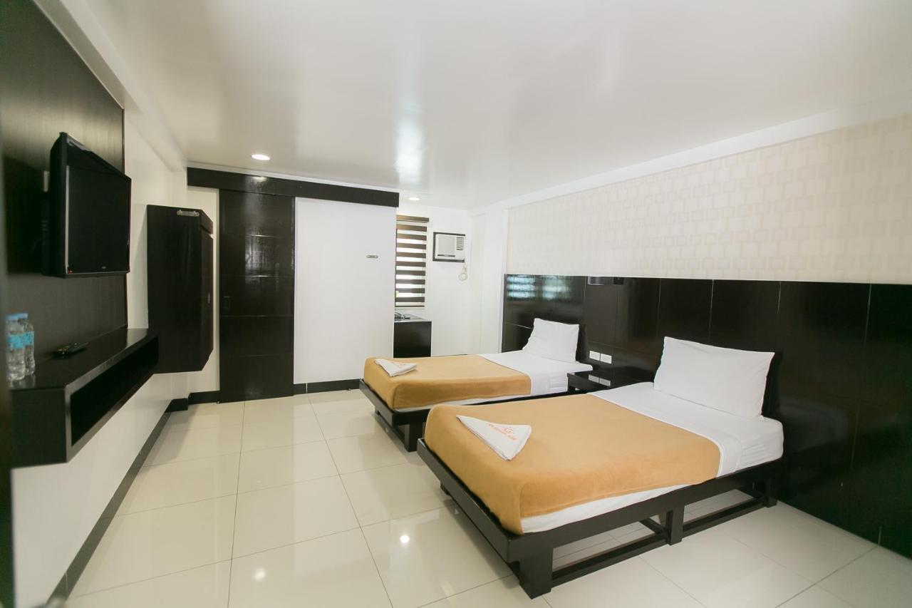 Sun Garden Hotel Tarlac Exterior foto